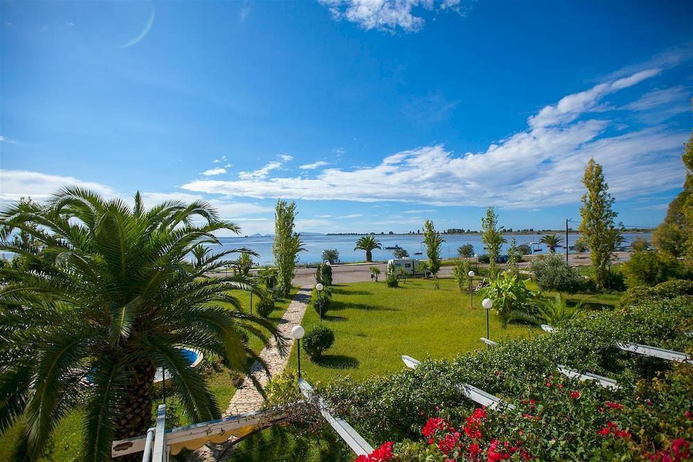Hotel Theoxenia Anex Mesolóngion Extérieur photo